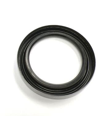 Isuzu Trooper 3.2 Petrol UBS25 (1992-1998) - Rear Wheel Bearig Oil Seal Inner (ID 51mm)