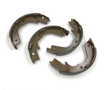 Isuzu Trooper / Bighorn 3.2 Petrol UBS25 (1992-1998) - Parking / Handbrake Shoe Set (4)