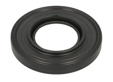 Mitsubishi Canter Fuso FB83B - 3.0TD - 4M42 - 3C15 - 3.5T (2005+) -Rear Wheel Bearing Oil Seal Outer