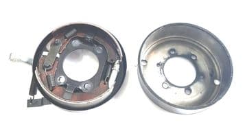 Mitsubishi Canter Fuso FE84P 3.9TDi - 6C14 - 6.5T (2005-2011) - Parking Handbrake Drum Assembly