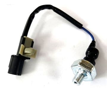Mitsubishi Canter Fuso FE85P - 3.9TD - 7C14 - 7.5T (2005+) - Engine Oil Pressure Switch