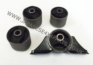 Mitsubishi Delica / Space Gear 3.0 Petrol - PD6W (03/1994+) - Differential Diff Mount Bush Kit