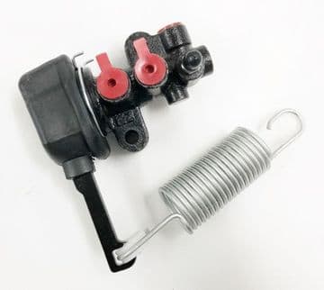 Mitsubishi L200 Pick Up 2.5DID - B40 - KB4T (03/2006-10/2009) - Brake Load Sensing Valve