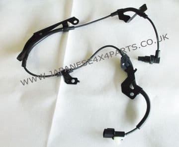 Mitsubishi L200 Pick Up 2.5DID - B40 - KB4T (06/2011-03/2015) - Front Brake ABS Speed Sensor R/H