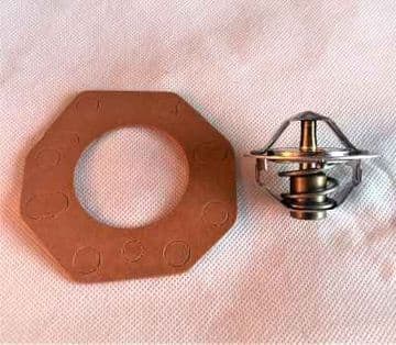 Mitsubishi Pajero/Shogun 3.0 Petrol (L141 / L146) - Engine Thermostat & Gasket (88 Degree)