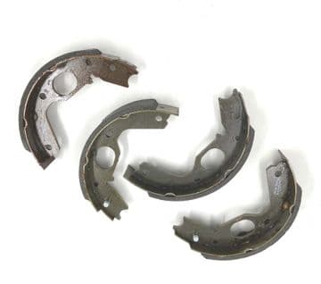 Mitsubishi Pajero Sport 2.8TD - K97 Import (05/1996-08/2006) - Handbrake Shoe Set (4)