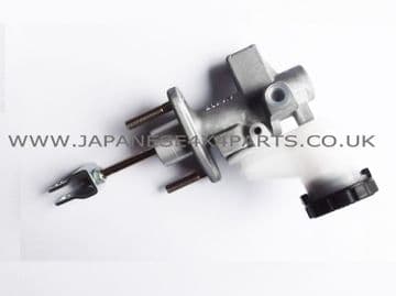 Mitsubishi Pajero Sport 3.2DiD 4WD MK2 - KH8W (07/2008-08/2015) - Clutch Master Cylinder