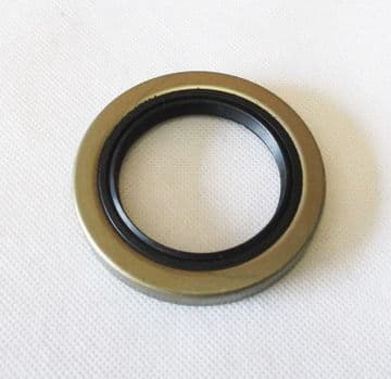 Mitsubishi Shogun Sport 3.0P V6 - 24V - K96 (08/1998-02/2009) - Rear Wheel Bearing Oil Seal Outer