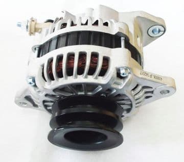 Nissan Navara D22 Pick Up 2.5TD / 2.5Di - 4WD (11/2001+) - Engine Alternator 12V ,90A