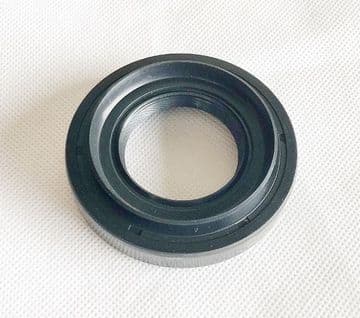 Nissan Navara D22 Pick Up 2.5TD / 2.5Di - 4WD (11/2001+) - Front Transfer Box Output Oil Seal 40mm