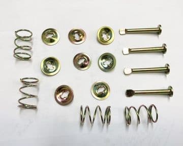 Nissan Navara D22 Pick Up 2.5TD / 2.5Di - 4WD (11/2001+) - Handbrake Shoe Fitting Kit