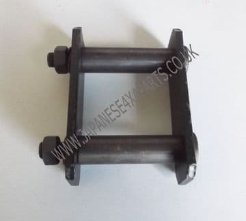 Nissan Navara D22 Pick Up 2.5TD / 2.5Di - 4WD (11/2001+) - Rear Leaf Spring Shackle / Hanger