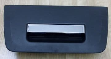 Nissan Navara D40 Pick Up 2.5dCi - YD25DDTi (05/2005-01/2010) - Rear Tail Gate Handle W/O Lock type