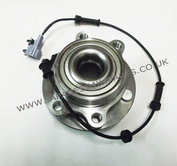 Front Propshaft Spider / Universal Joint UJ For Nissan Navara D40 2.5TD