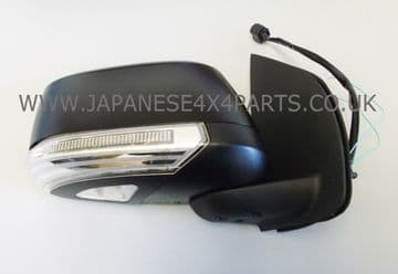Nissan Navara D40 Pick Up 3.0DCi (2010+) - Door Mirror Black Electric With Indicator Puddle Lamp R/H