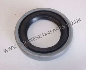 Nissan Patrol Y61 (GR) 3.0DTi - ZD30DDTi (02/2000+) - Rear Wheel Bearing Seal Inner (38mm)