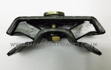 Toyota Hilux 2.4D Pick Up LN65 MK2 (08/1983-07/1988) - Gearbox Mounting