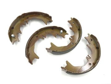 Toyota Land Cruiser 4.2TD - HDJ81 Import (01/1990-07/1992) - Parking / Handbrake Shoe Set (4)