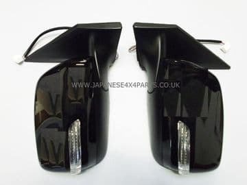 Toyota Land Cruiser 4.5 Twin Turbo Diesel - VDJ200 V8 (08/2007+) - Mirror BK Elec. W/Indicator Pair