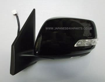 Toyota Land Cruiser 4.5 Twin Turbo Diesel - VDJ200 V8 Mirror BK Elec. W/Indicator & Puddle Lamp L/H