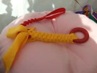 BUNGEE BOX PLAITED FLEECE WITH TOY