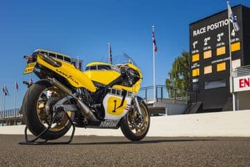 Yamaha RZ500 STAINLESS STEEL SIDE/SIDE EXHAUSTS