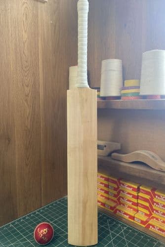 50% Off RRP! Grade 3 - Mid-Middle 2lb 8oz Bat#1596 - Save £125.00!