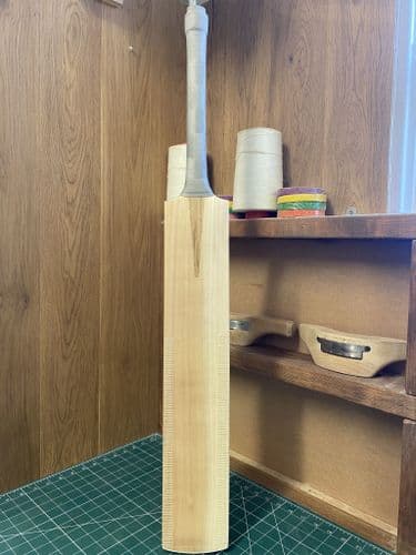 OVER 55% Off RRP! Grade 2 - Harrow -Sub Grade - Mid-Middle 2lb 4oz Bat#1866 - Save £105.00!