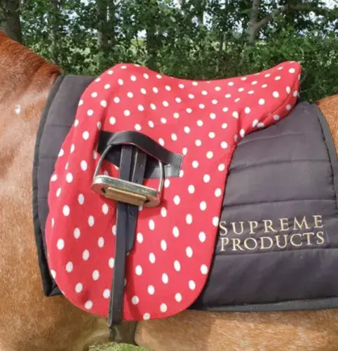 Supreme Products Ride On Dotty Fleece Saddle Cover in Rosette Red