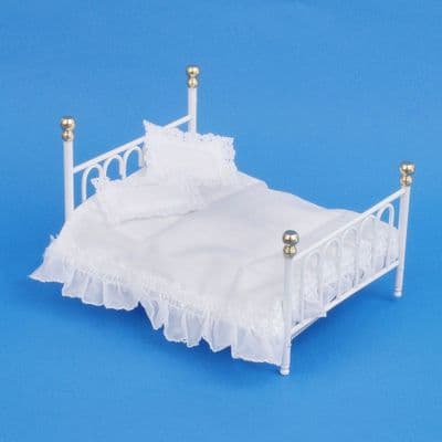 White Cast Iron Double Bed, 9117 Dolls House Emporium