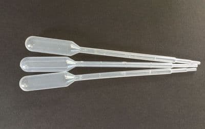 3 x 1ml small plastic pipettes 5.5”