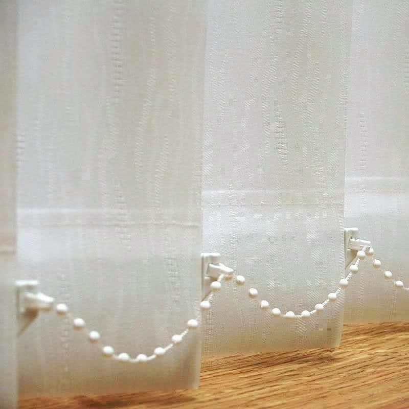 Made to measure vertical Pattern blind in White Saintbury Fabric Just