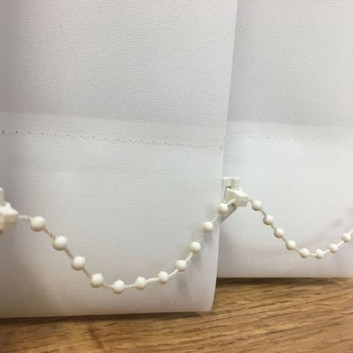 Plain white replacement slats for vertical blinds in Splash Snow White 3.5" (89mm)