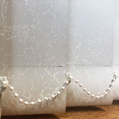 Replacement louvres /slats for vertical blinds 3.5" (89mm) PVC METZ White BLACKOUT