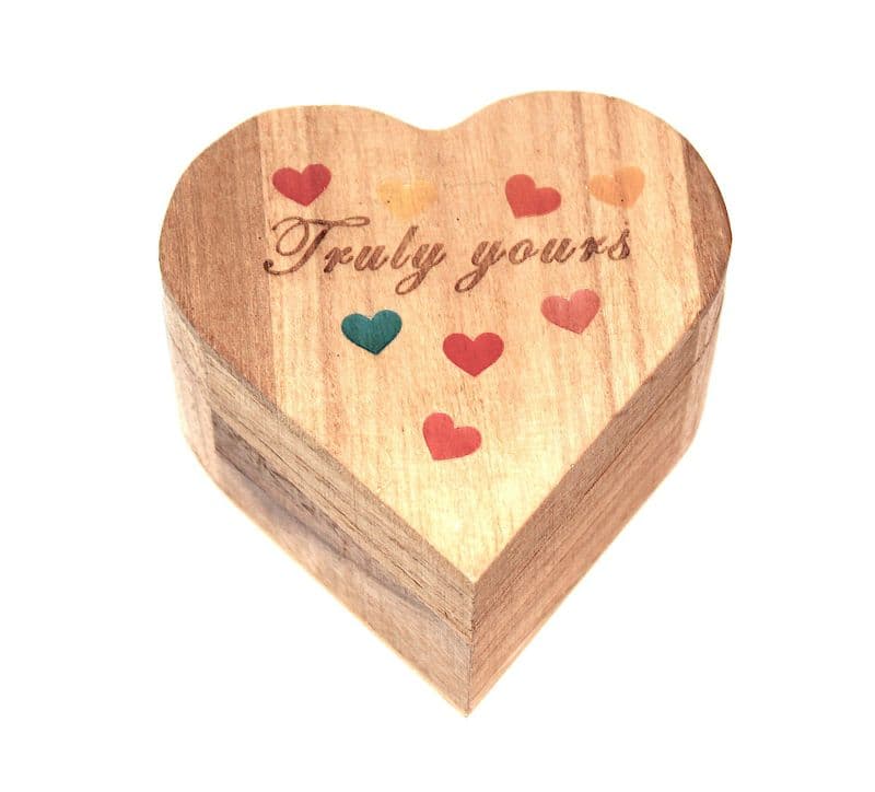 Unique/Fuschia Heart Keepsake Box Engraved