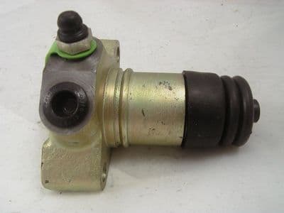 David Brown Brake Slave Cylinder(Genuine Lucas Girling)(Brake Fluid)