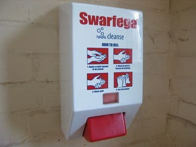 DEB Orange Hand Cleaner With Wall Dispenser