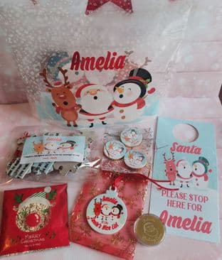 7 Piece Gift Pack From Santa