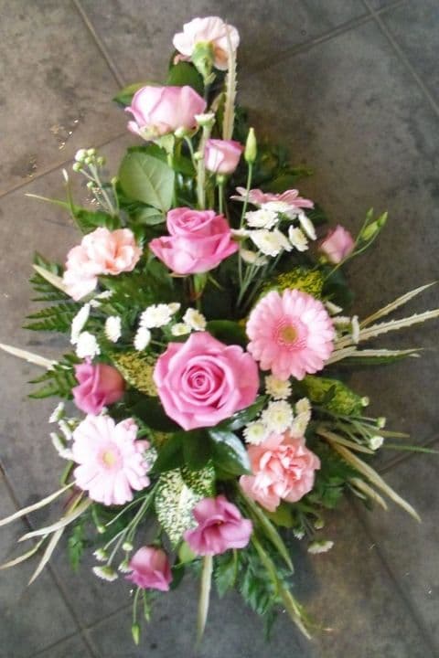 Pastel Pink Single-Ended Spray