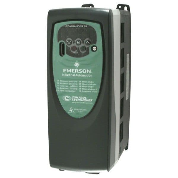 1PCS Emerson Inverter SKCD200220 Commander SKCD200220 2 2kw 1PH-3PH Inverter Drive