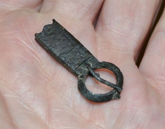 A good and complete Medieval Bronze Strap-end Buckle, Norfolk.