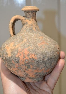 A good sized and attractive Roman redware Terracotta Wine Flagon, Yorkshire Collection. SOLD