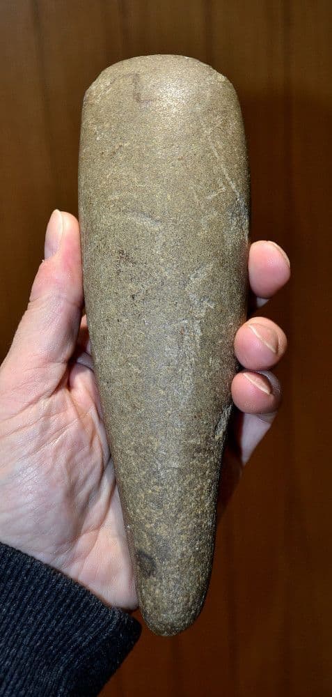 A huge and exceptional Neolithic ground & polished stone axe Salisbury ...