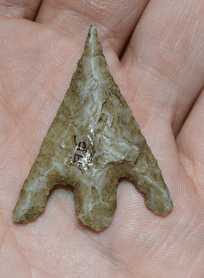 A huge, excellent and finely worked Early Bronze age Barbed & Tanged flint arrowhead from Wessex (AH15) SOLD