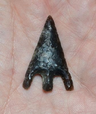 A large and superb Late Neo. / Early Bronze Age flint Barbed & tanged arrowhead, Suffolk. SOLD