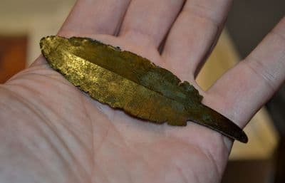 A large, rare and excellent Late Bronze age, tanged dual edged razor from Yorkshire. SOLD