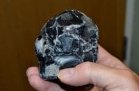 A large, scarce, extremely early Lower Palaeolithic flint 