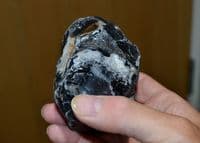 A large, scarce, extremely early Lower Palaeolithic flint 