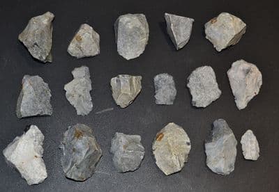 A lot of 17 x assorted Mesolithic Portland flaked Chert tools, Portland Bill, Dorset (N102) SOLD