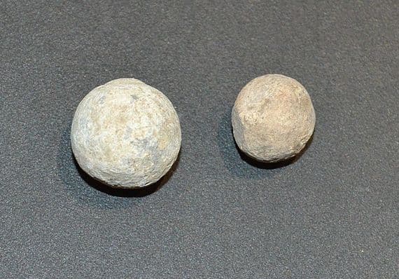 A pair of lead musket balls from Foxy Hill, Lincs. Battle of Gainsborough 1643 (K7) SOLD